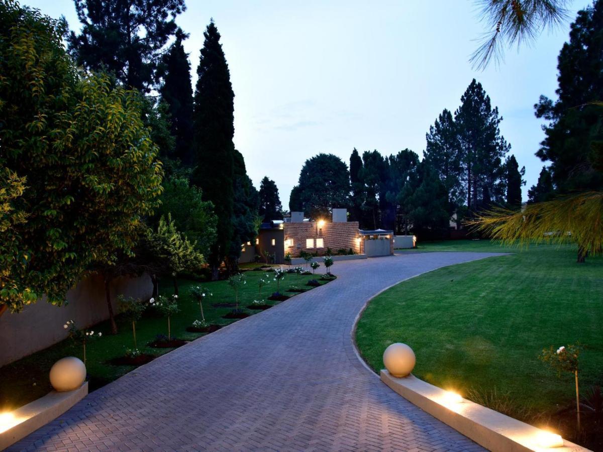Five O'Clock Zen Boutique Guest House Centurion Exterior foto